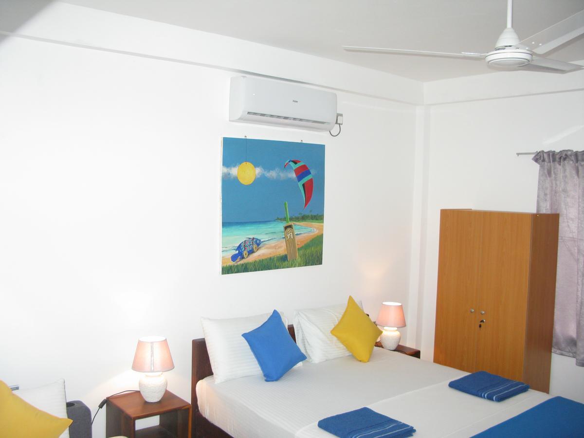 Anuhas Airport Villas Katunayaka Buitenkant foto