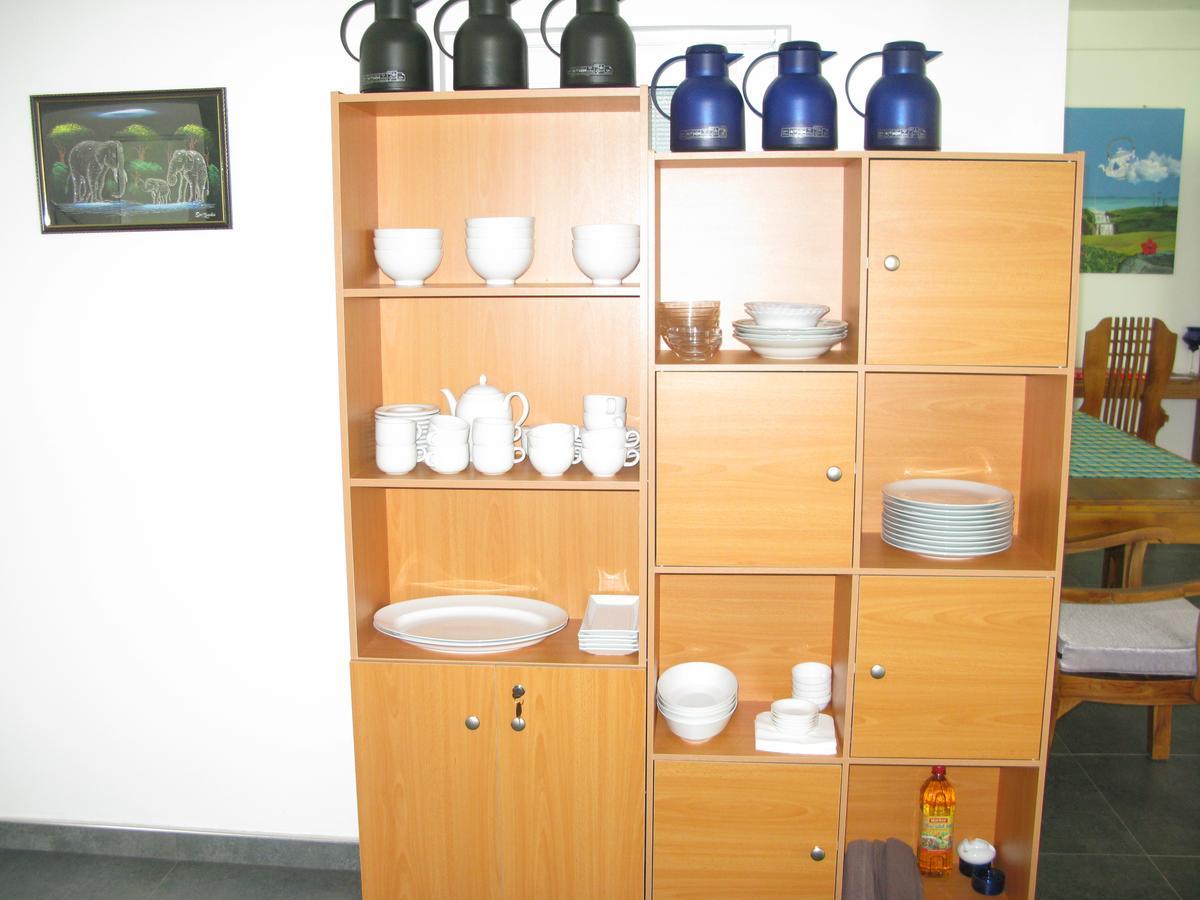 Anuhas Airport Villas Katunayaka Buitenkant foto